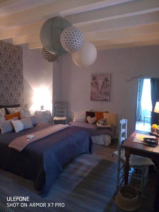 Bed and Breakfast Coeur De Vigne A Colombier 24560 Issigeac Екстер'єр фото