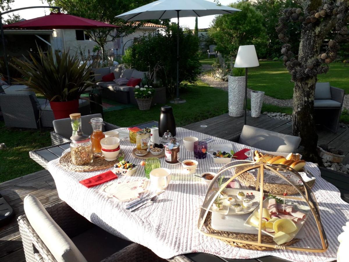 Bed and Breakfast Coeur De Vigne A Colombier 24560 Issigeac Екстер'єр фото